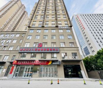 西安来爱无人智慧酒店（誉安店）客房家具定制案例