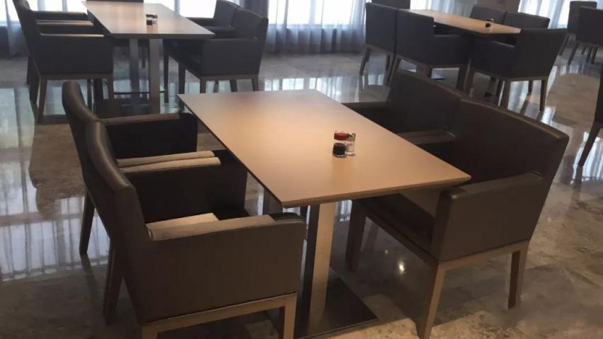 酒店西餐厅家具桌椅.jpg