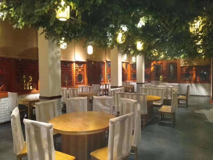 西安饭店餐桌椅定制案例.jpg
