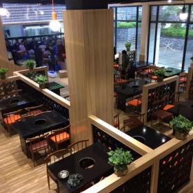 西安小杨烤肉餐桌椅定制案例