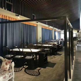 呼和浩特伊卓尔生态火锅店火锅桌椅卡座交货