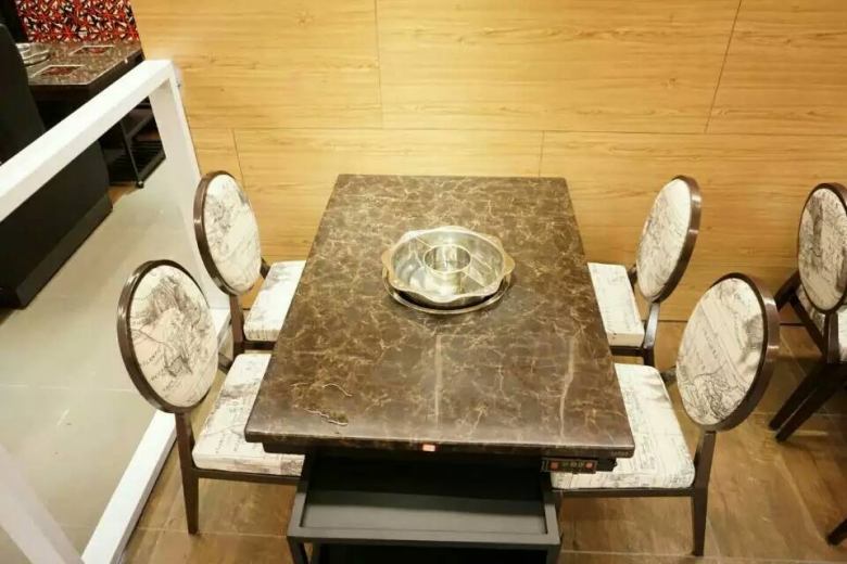 火锅餐桌厂家.jpg