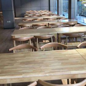 西安吾悦广场美食城快餐桌椅批发案例