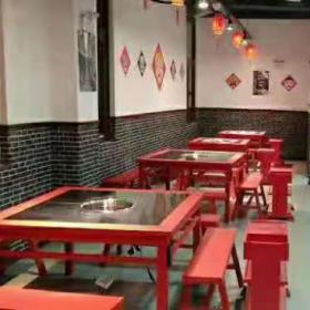 汉中市和龍老火锅火锅桌椅交货完毕