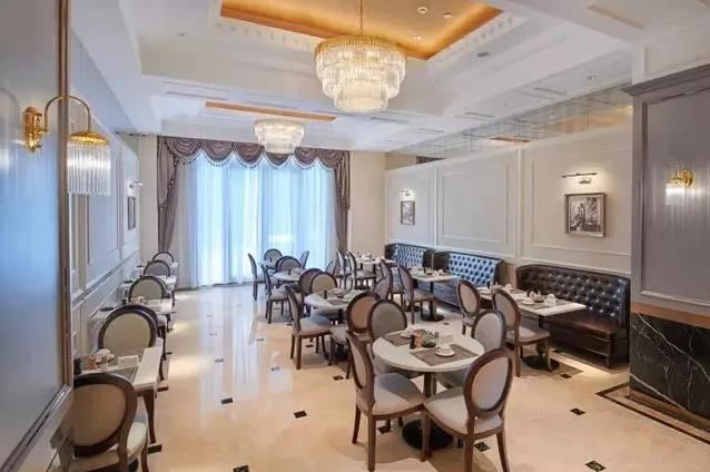 柏丽艾尚酒店上海金山店餐厅.jpg